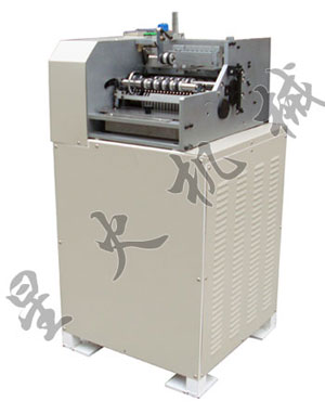XH-TB-D 半自動單標(biāo)熱熔膠貼標(biāo)機